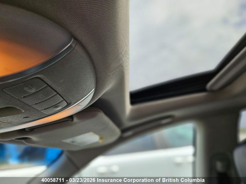 Infiniti JX35 AWD SUV photo 13