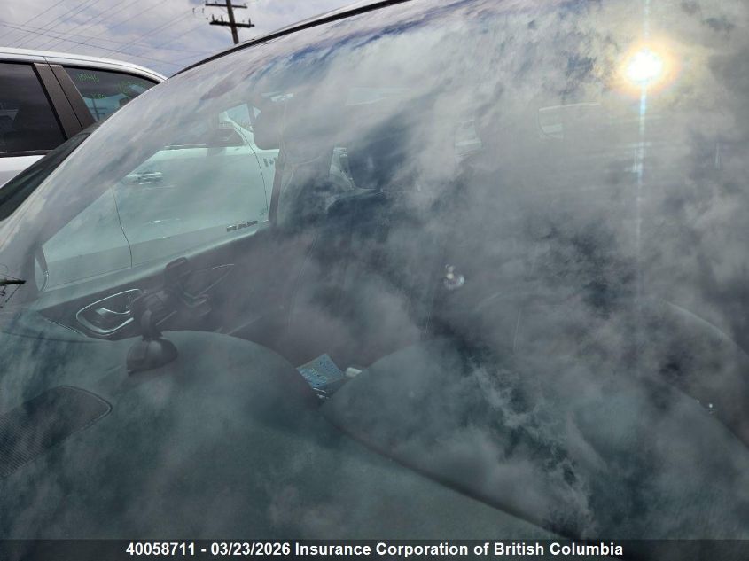 Infiniti JX35 AWD SUV photo 16